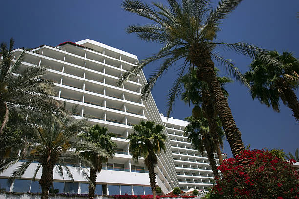istock Tropical Resort Hotel 182792352