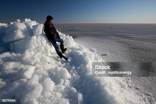 Lake Winnipeg Manitoba Stockfoto und mehr Bilder von Blau - Blau, Cool und Lässig, Ein Mann allein