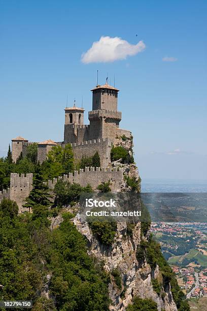San Marino 0명에 대한 스톡 사진 및 기타 이미지 - 0명, 건축, 리미니