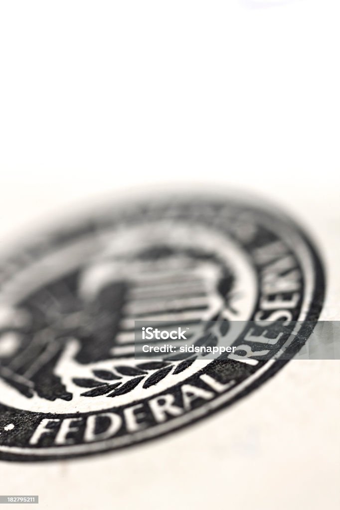Reserva Federal texto herméticamente recortar billete de un dólar - Foto de stock de Abstracto libre de derechos