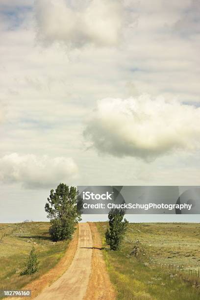 Road Ländlichen Land Lane Stockfoto und mehr Bilder von Landschaft - Landschaft, Mittlerer Westen, Ländliches Motiv