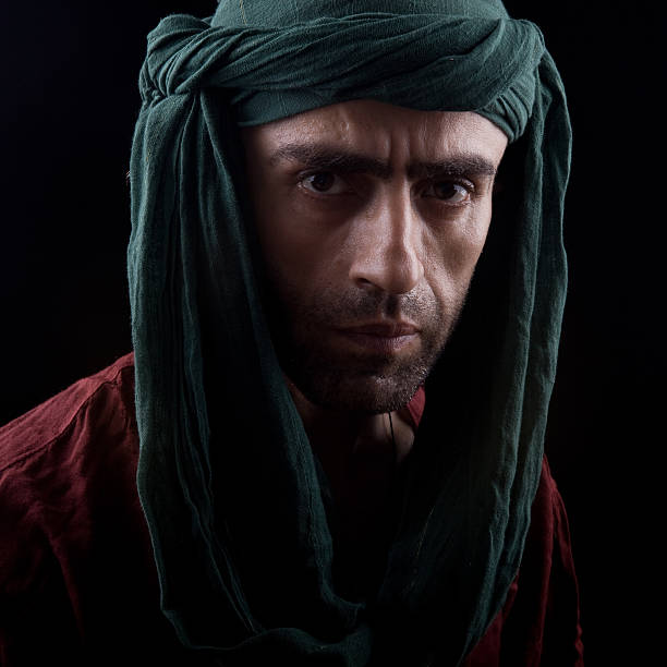 istock Men with headscarf in traditional clothing 182797575