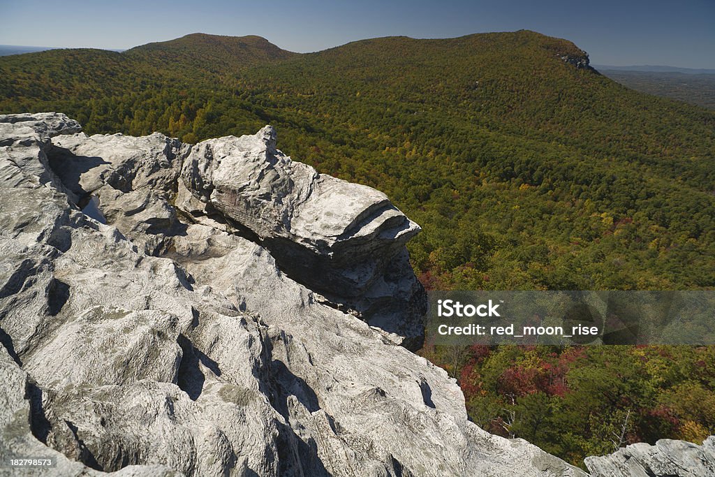 North Carolina Herbst in Hanging Rock State Park - Lizenzfrei Fels Stock-Foto