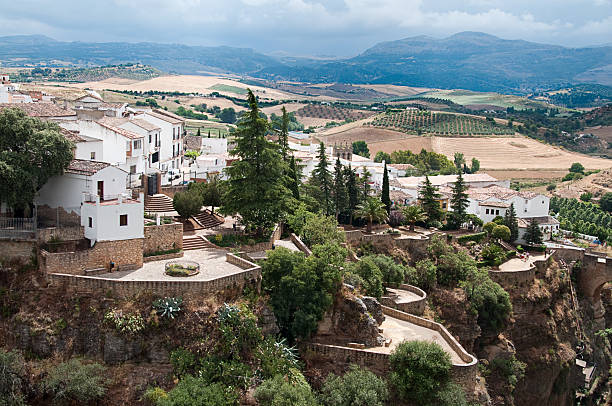 istock Houses on Ronda Valley clifftop 182798831
