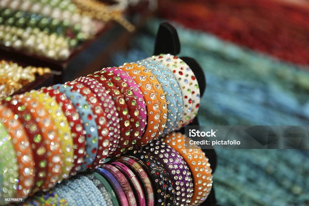 bazaar bracciali negozio - Foto stock royalty-free di Accessorio personale