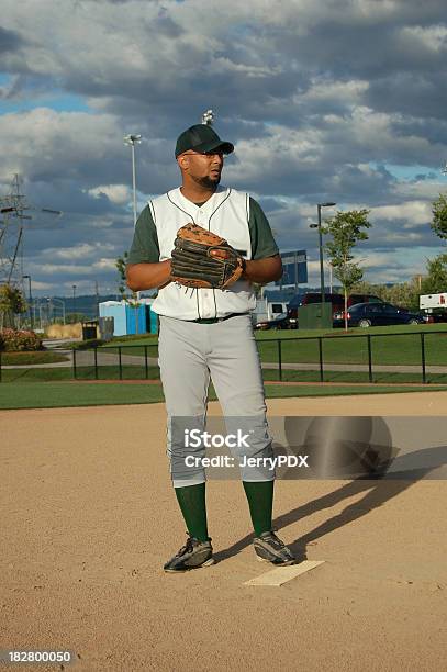 No De Mound - Fotografias de stock e mais imagens de 25-29 Anos - 25-29 Anos, 30-34 Anos, Adulto