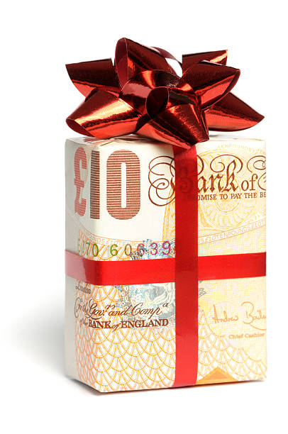 istock Gift of money 182801340