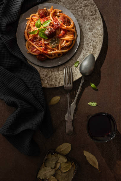 istock Spaghetti with meatballs and tomato sauce 1828041702