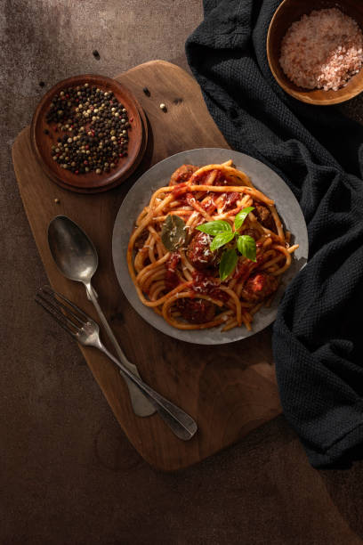 istock Spaghetti with meatballs and tomato sauce 1828042825