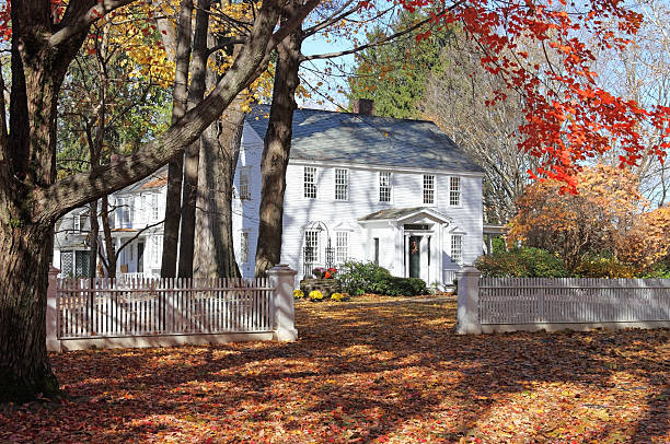 istock Autumn in New England 182806164