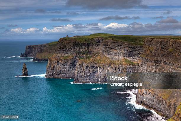 Cliffs Of Moher Irland Stockfoto und mehr Bilder von Cliffs of Moher - Cliffs of Moher, Europäische Kultur, Fels