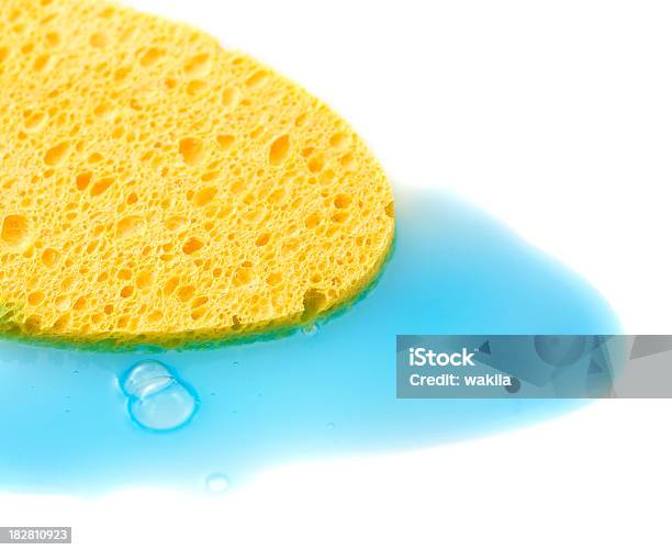 Foto de Amarelodeló Com Azul Líquido e mais fotos de stock de Banheira - Banheira, Esponja vegetal, Amarelo