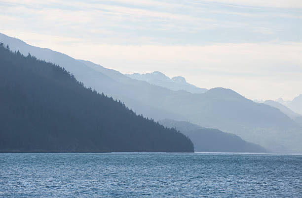 istock Lake in the Mountains 182812409