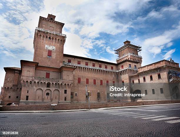 Castelo Dos Este - Fotografias de stock e mais imagens de Castelo - Castelo, Ferrara, Adulto