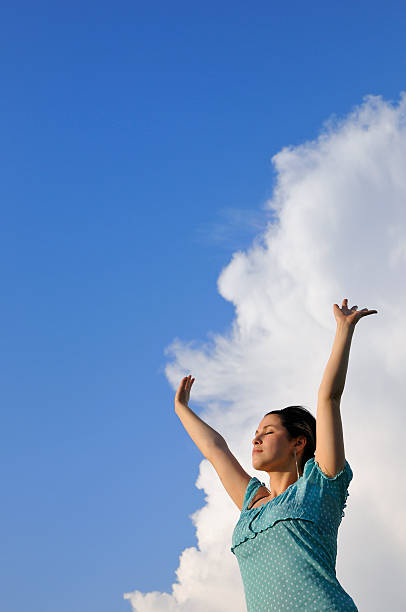 istock freedom and a beautiful sky 182813551