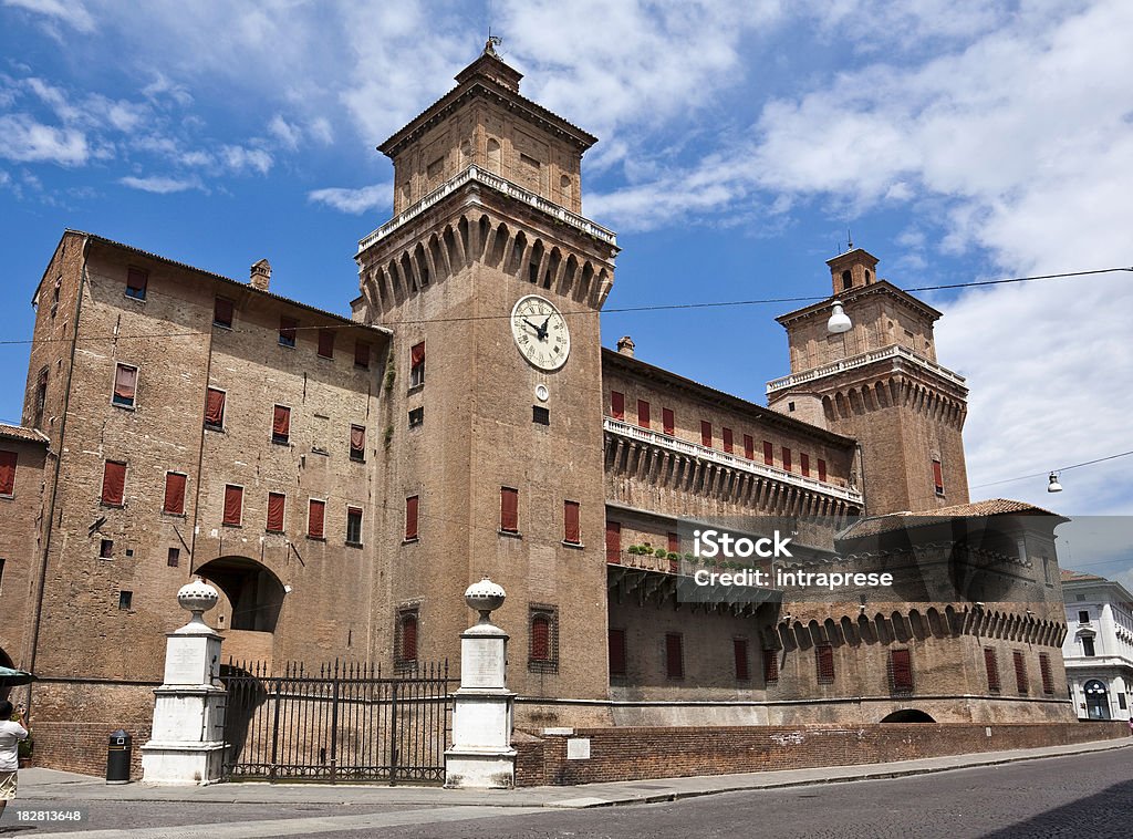 Castillo Estense - Foto de stock de Castillo - Estructura de edificio libre de derechos