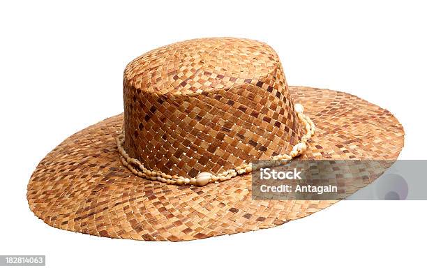 Cappello Di Paglia - Fotografie stock e altre immagini di Cappello per il sole - Cappello per il sole, Sfondo bianco, Abbigliamento