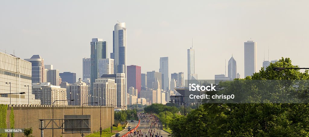 Vue panoramique de Bicyclists à Chicago - Photo de Aon Center - Chicago libre de droits