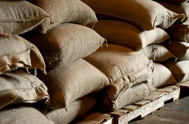kaffee crop - coffee sack bag warehouse stock-fotos und bilder