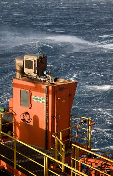 istock oil rig at sea 182818350