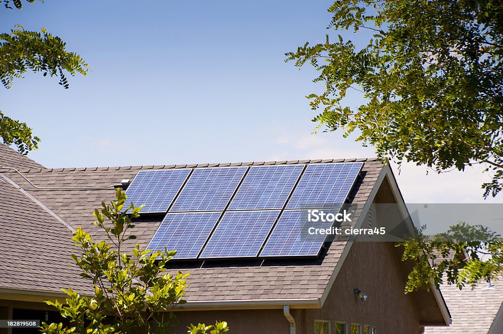 Solarkollektoren Ansicht der Rückseite - Lizenzfrei Sonnenkollektor Stock-Foto
