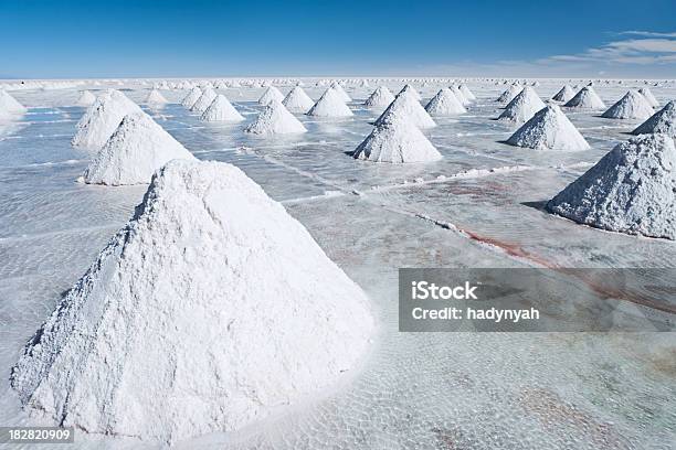Salar De Uyuni Altiplano Bolivia Stock Photo - Download Image Now - Altiplano, Blue, Bolivia