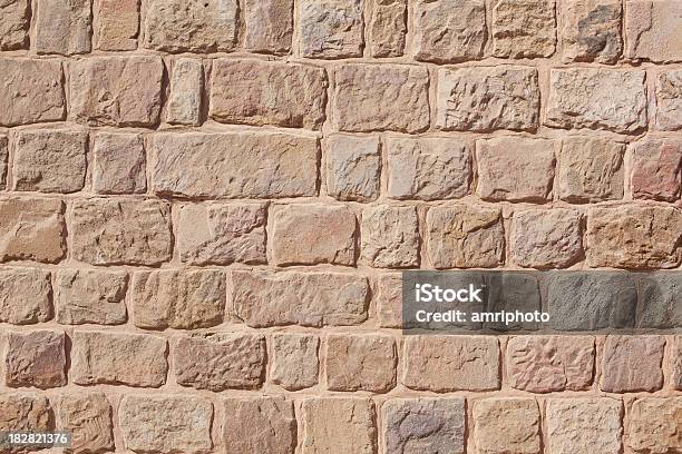 Pared De Ladrillos Foto de stock y más banco de imágenes de Aire libre - Aire libre, Anticuado, Antiguo