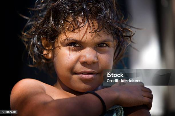 Aboriginal Niño Foto de stock y más banco de imágenes de Cultura aborigen australiana - Cultura aborigen australiana, Etnia aborigen australiana, Niño