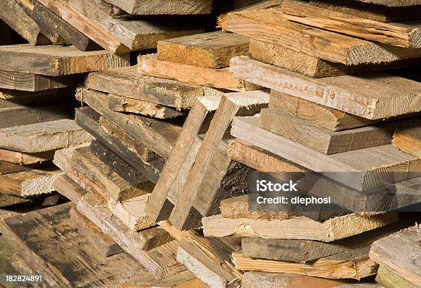 Moduły W Przekroju - zdjęcia stockowe i więcej obrazów Drewno - Materiał budowlany - Drewno - Materiał budowlany, Przemysł budowlany, Skład drewna