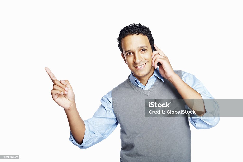 Homem de Negócios usando cellphone e a apontar com copyspace - Royalty-free 30-34 Anos Foto de stock