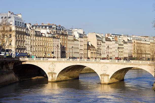 istock Paris Bridge on the Seine 182828567