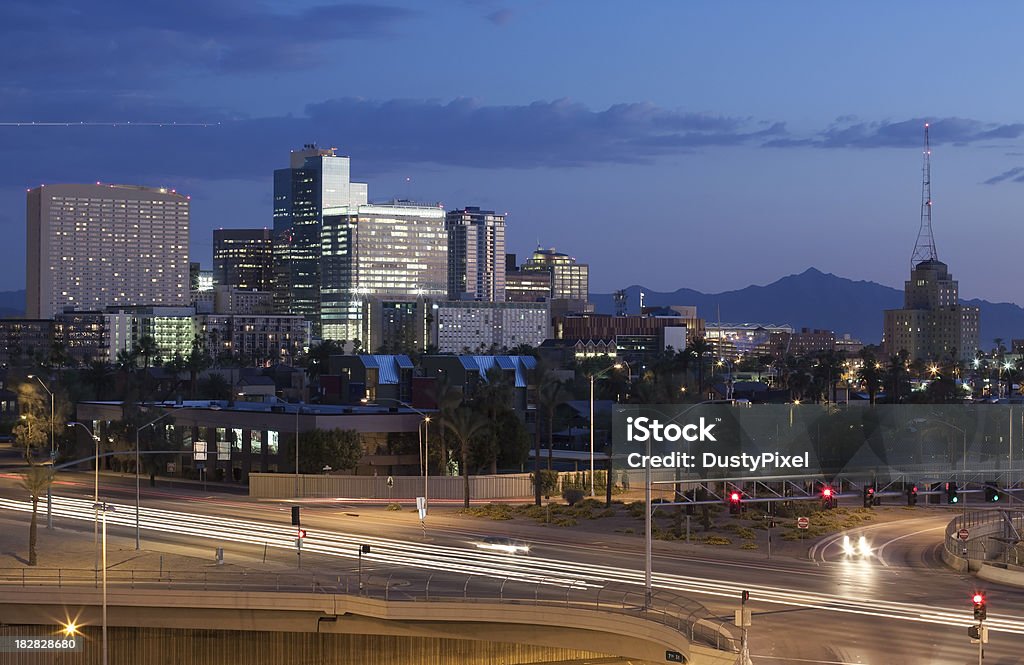 Flusso di traffico del centro di Phoenix - Foto stock royalty-free di Arizona