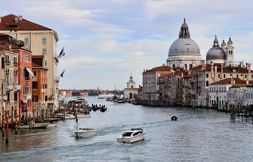 Grand Canal of Venise (Basilique Santa Maria della Salute) - Venezia