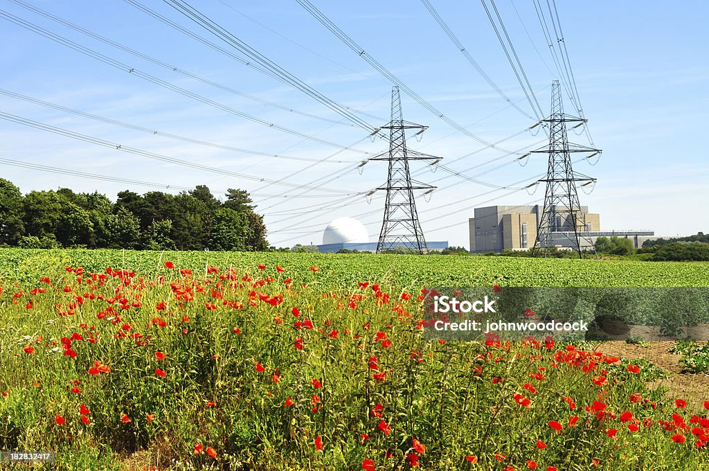 Linhas de energia Nuclear - Foto de stock de Reino Unido royalty-free