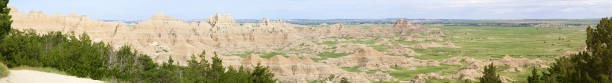 istock Panoramic of the Badlands 182833404