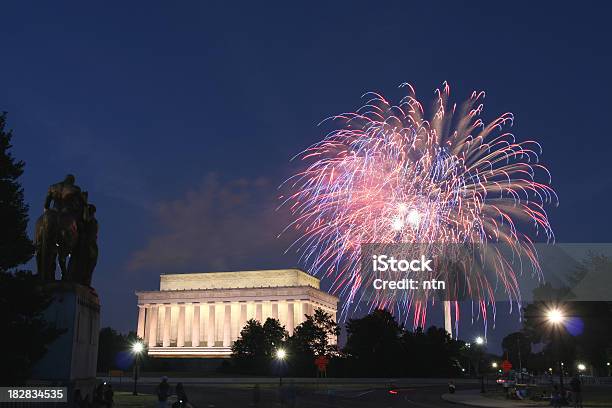Bold Fireworks Above The Lincoln Memorial In Washington Dc Stock Photo - Download Image Now