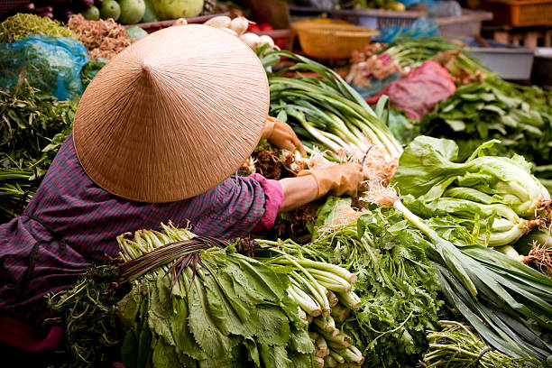 market dalat vietnam vietnamese woman asian market dalat central highlands vietnam dalat stock pictures, royalty-free photos & images