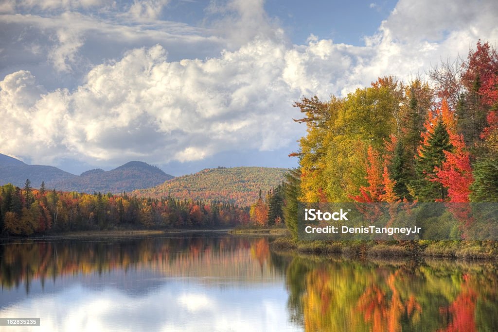 Folhagem de outono em New Hampshire - Foto de stock de New Hampshire royalty-free