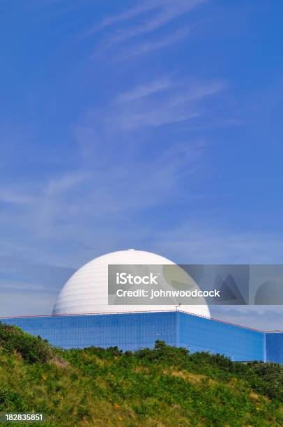 Reattore Cupola - Fotografie stock e altre immagini di Centrale nucleare - Centrale nucleare, Ambiente, Architettura