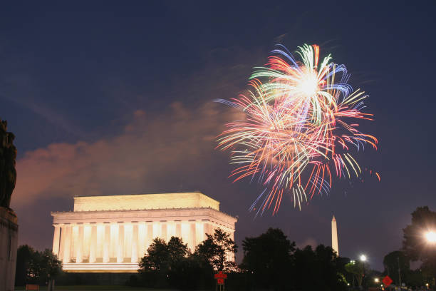 4th of July Fireworks at the National Mall Fireworks at the National Mall in Washington DC on 4th of July 2010. arlington memorial bridge photos stock pictures, royalty-free photos & images
