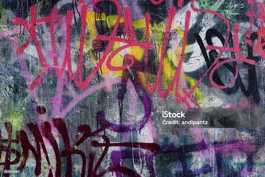 Kolorowe graffiti - Zbiór zdjęć royalty-free (Graffiti)
