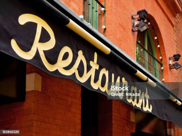 Luxusrestaurant Stockfoto und mehr Bilder von Restaurant - Restaurant, Schild, Außenaufnahme von Gebäuden