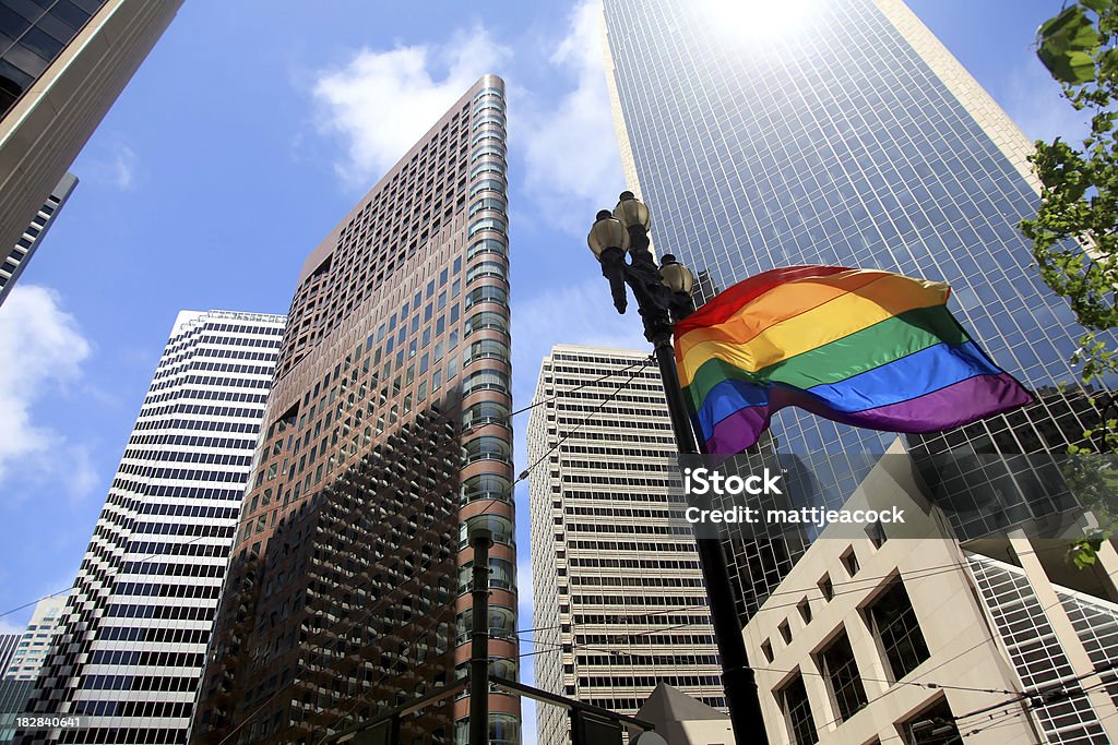 게이 프라이드 플래깅 - 로열티 프리 동성애자의 권리 스톡 사진