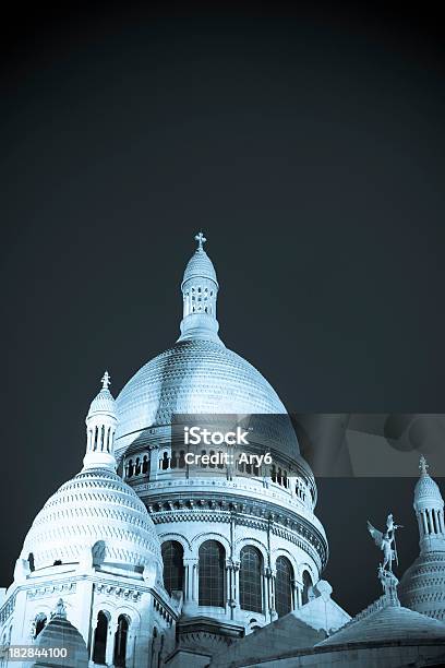 Cianotipo Dettagli Del Sacro Cuore Parigi Francia - Fotografie stock e altre immagini di Adulazione