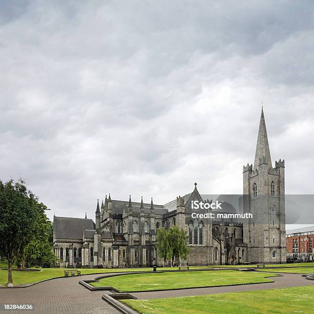 Photo libre de droit de Cathédrale Saintpatrick À Dublin En Irlande banque d'images et plus d'images libres de droit de Architecture - Architecture, Bâtiment vu de l'extérieur, Capitales internationales