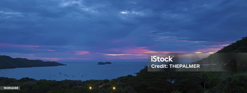 panorama do pôr-do-sol da costa da costa rica - Foto de stock de Cloudscape royalty-free