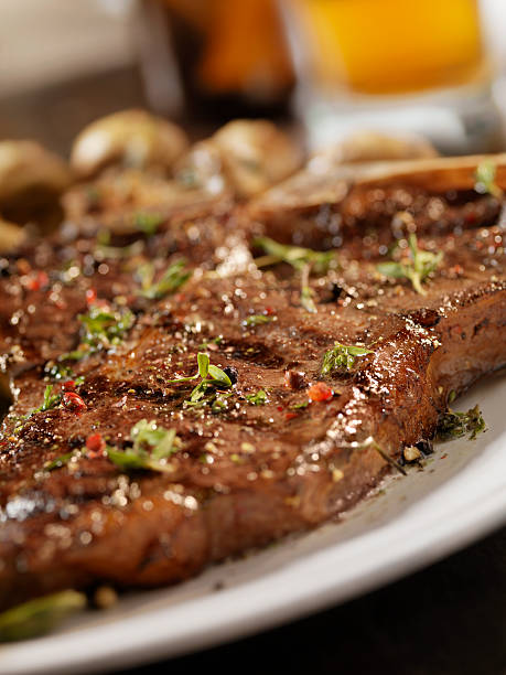 istock Porterhouse Steak with Sauteed Mushrooms 182846994