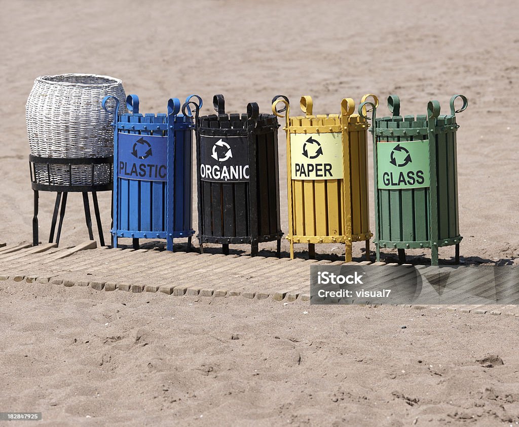Container de tri sélectif des déchets, Boîte à ordures ménagères - Photo de Container de tri sélectif des déchets libre de droits