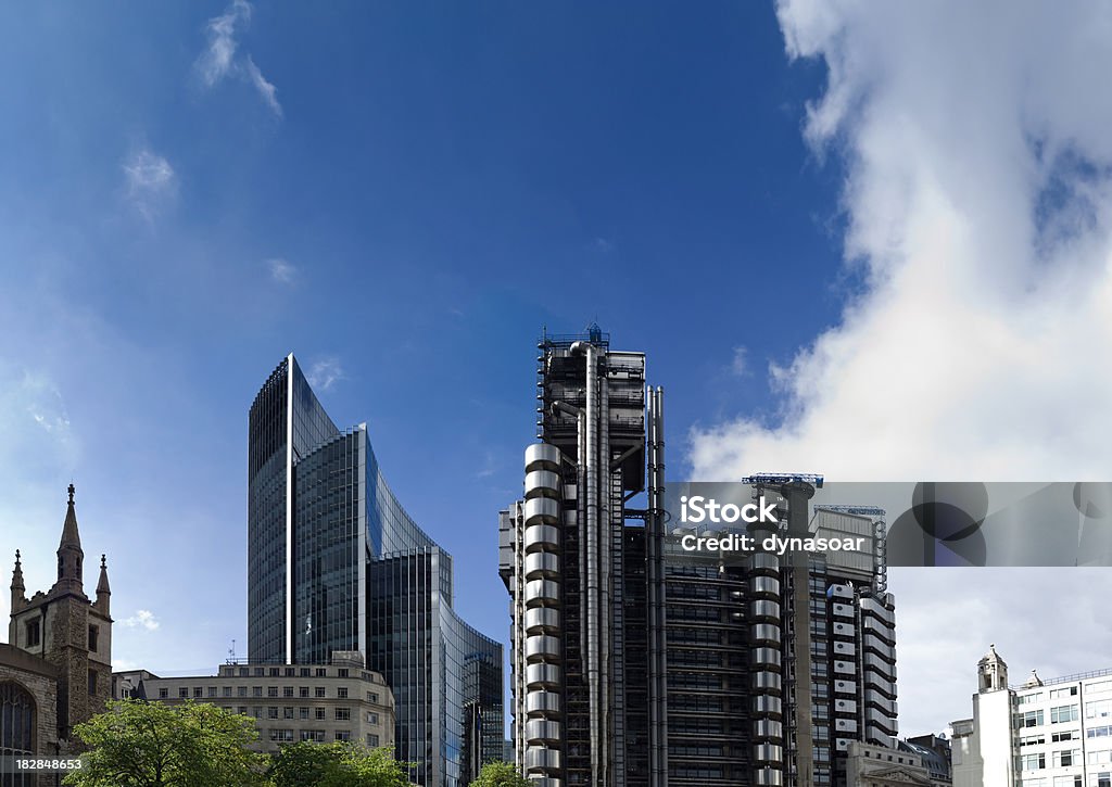 高層ビルロンドンの金融 - ロイズオブロンドンのロイヤリティフリーストックフォト