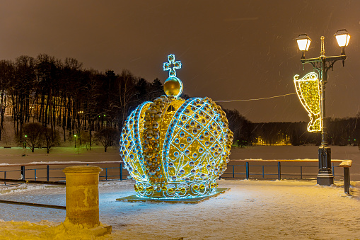 Russia, Moscow, 02.12.2023, Tsaritsyno Museum-Reserve, New Year's installations in the park for beauty.